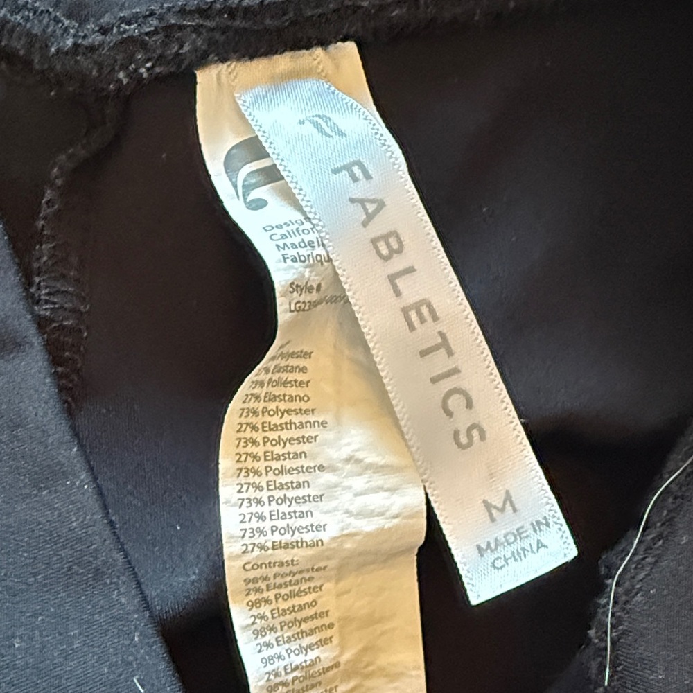 Fabletics moto leggings with pockets Black - Picture 2 of 3